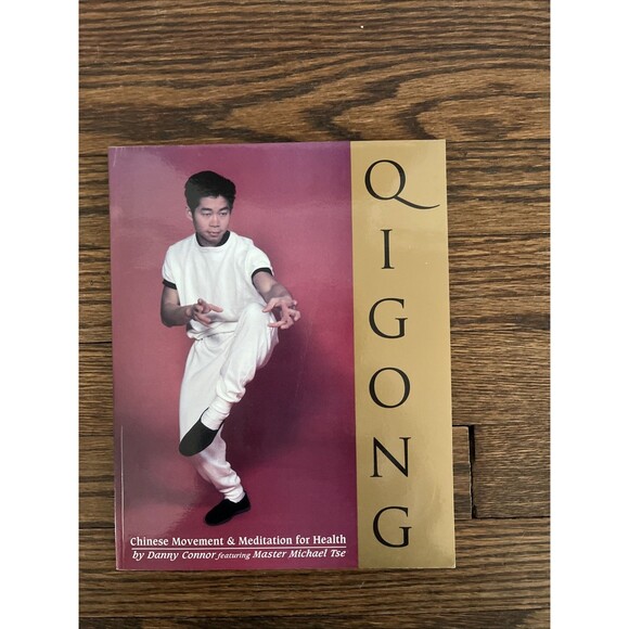 Qigong: Chinese Movement and Meditation for Health by Tse, Michael Paperback The - Picture 1 of 4